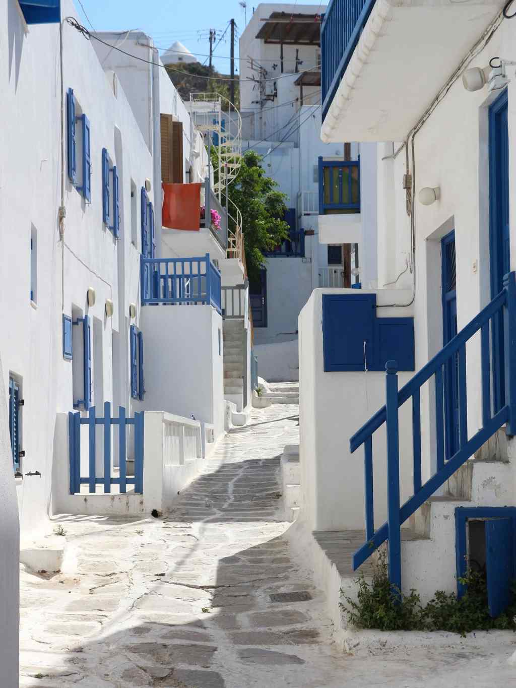 Discover Aegean Treasures: A Quick Guide to the Best Greek Islands to&nbsp;Visit